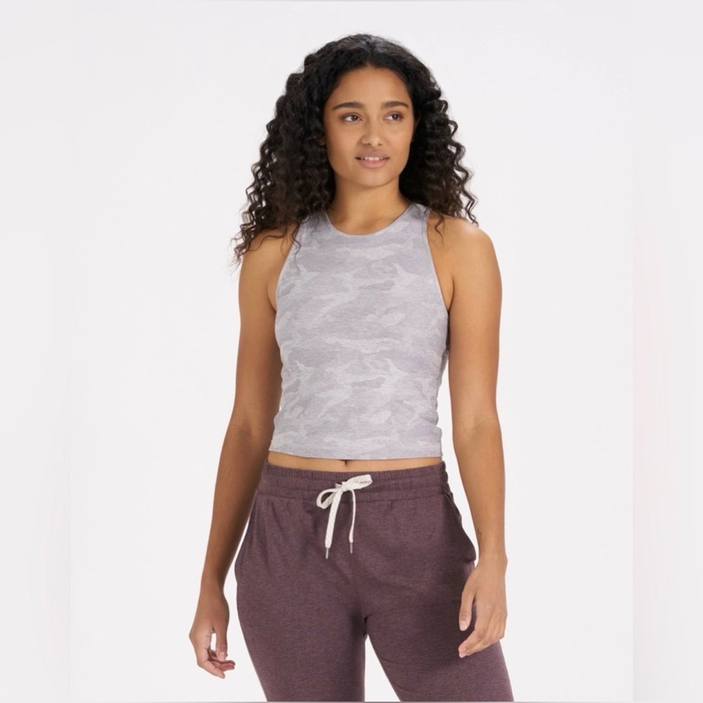 Vuori NWT Elevation Plyo Women’s Tank Top in Pale Heather Gray Camo‎ Size: Large